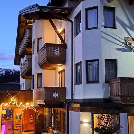 Zwei Hirsche Villa Зеефелд в Тирол Екстериор снимка